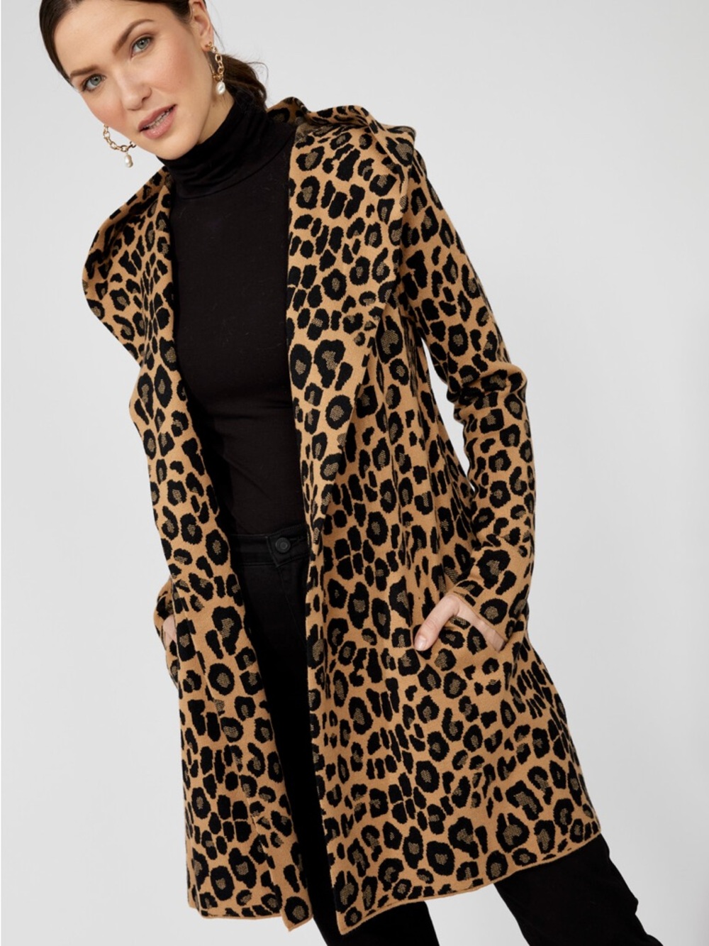 Frank Lyman Leopard Print cardigan